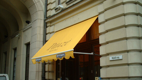 Stores extérieurs pour balcons