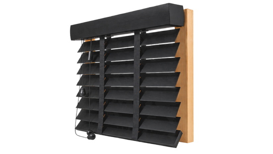 
										Stores en bois noir
																						