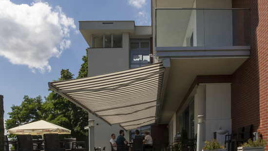 
										Auvents de terrasse extérieure
																						