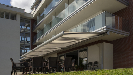 
										Auvents de terrasse extérieure
																						